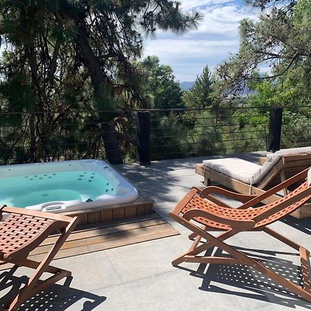 Majestic Residence With Views Of The Lake And Woods! فالي دي برافو المظهر الخارجي الصورة