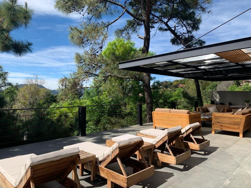 Majestic Residence With Views Of The Lake And Woods! فالي دي برافو المظهر الخارجي الصورة