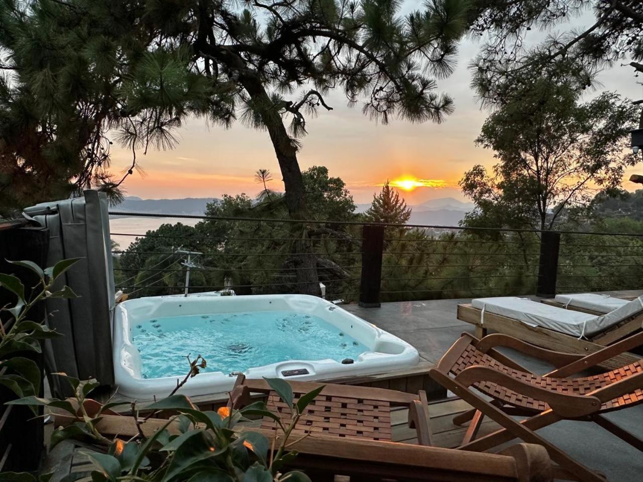 Majestic Residence With Views Of The Lake And Woods! فالي دي برافو المظهر الخارجي الصورة